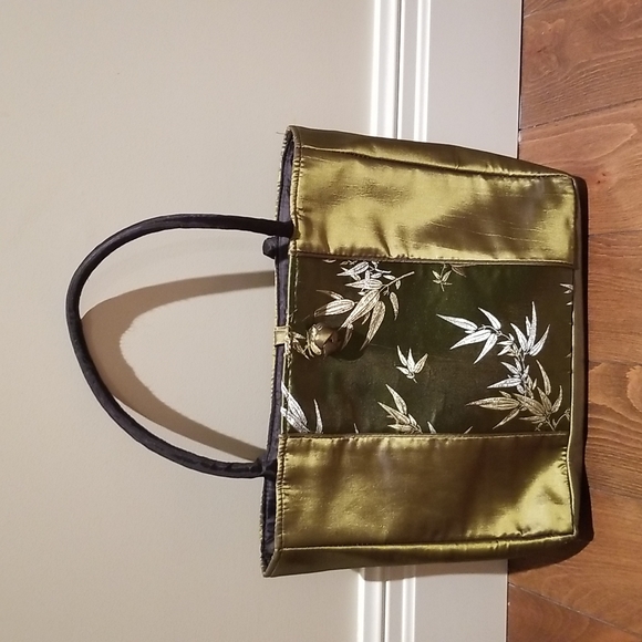 Beautiful silk purse - Picture 2 of 5
